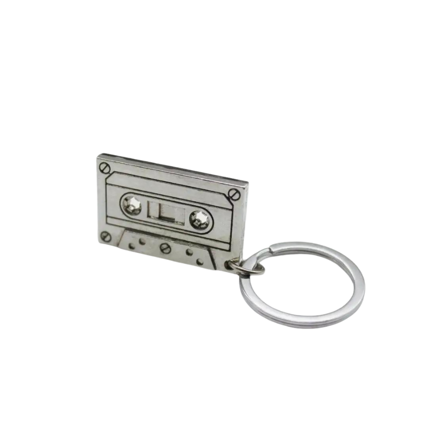 llavero cassette, accesorio retro, llaves, regalo llavero de metal